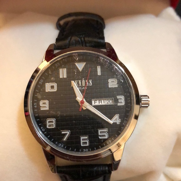 Benoss ladies watch - Picture 2 of 3